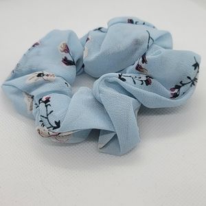 Scrunchies light blue